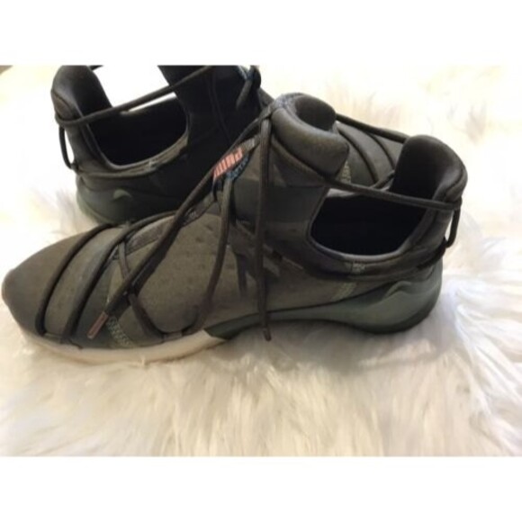 EUC Puma Fierce Rope Art No. 19013601 Women's Sneakers Size 7 Eu 38 Olive Green - Picture 4 of 9